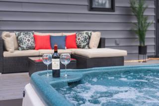 Private & Convenient-Hot tub-Fire Pit-Game room! - Petoskey - 8