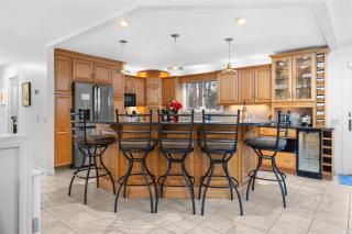 Private & Convenient-Hot tub-Fire Pit-Game room! - 5