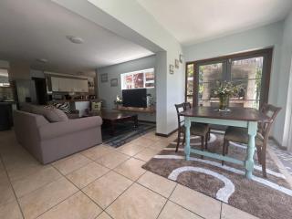 The Milkwood Place - 8