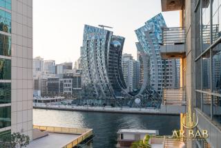 Hamilton Residence - Luxury 1BR - Best Canal View - Near Dubai Mall & Burj Khalifa - 4