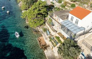 Nice Home In Karbuni With Wifi - Brnistrova - 3