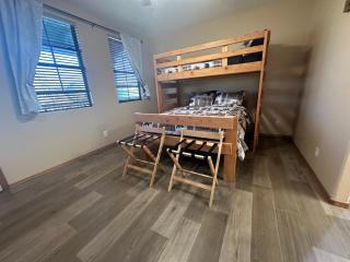 Unforgettable AZ mountain top Views Spacious Suite near Bison Ranch by Vacation Your Way - 3