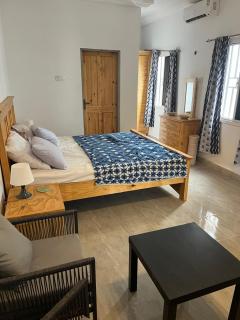 Jummaneh Studio Apartment - 5
