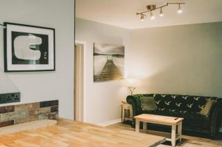The Black Isle Apartment - 4