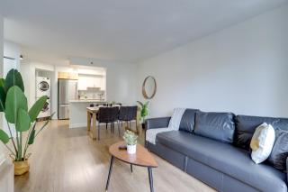 Spacious and Minimalist Apartment w Awesome Facilities - Arlington - 1