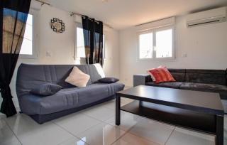 1 Bedroom Amazing Home In Mas-Thibert - Mas-Thibert - 1