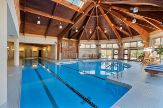 Woods V17 2-Bed & Loft with Fireplace, whirlpool tub, and sports center - 7