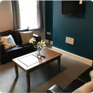 Kimberley 5 beds - Wolverhampton - 1