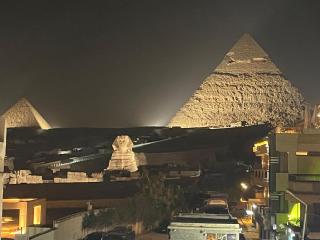FAMILY HOUSE of ISIS - Il Cairo - 0