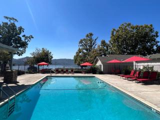 Clear Lake Cottages & Marina - Clearlake - 7