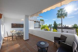 Increíble Piso 4 Dorm, Terraza, Parking & Pool - Marbella - 6