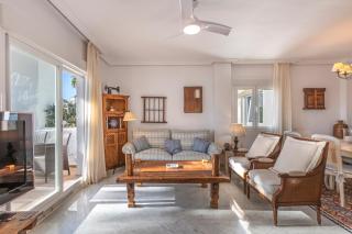 Increíble Piso 4 Dorm, Terraza, Parking & Pool - Marbella - 4