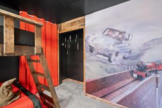 Chic 6 Bedroom Solara Home Pool and Themed Rooms - 7