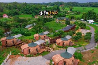 2Someplace Resort - 8