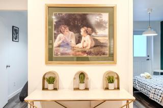 Cozy 2-Bedroom in Griffintown - 5