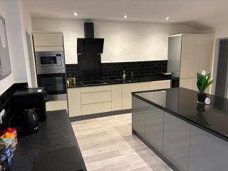 Kane's Place - Birkenhead - 8