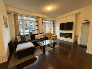 Premium and Spacious Villa - Ajax - 9