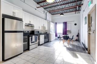 #2 - Big Loft - Plaza St-hubert - Montreal - 1