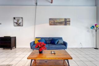 #2 - Big Loft - Plaza St-hubert - Montreal - 5