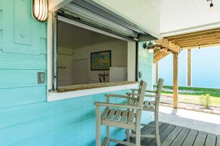 The Lone Star - Hangout Outdoor Bar, Near Marina & Restaurants! - Galveston - 9