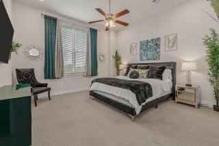 The Green House - College Station - 3