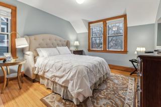 Charming Ann Arbor Retreat Near DT & Attractions home - 5