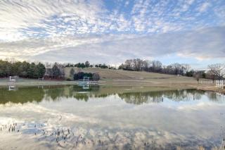 Luxury Barndo 2B Europe Style Farm Stay Fresh Eggs - Jefferson City - 1