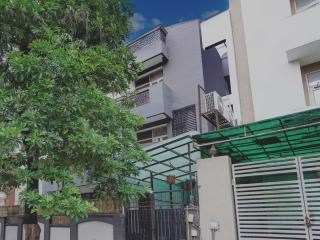 Capital O Bk House - Noida - 6