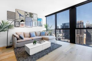 Stylish & Spacious NYC Style, Central CBD 3BR Apt - 9