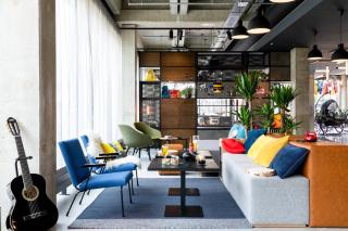 Moxy Utrecht - Utrecht - 4