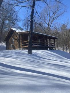 Cedar Creek Cabins #1 - Giant Spa Tub, Large Wooded Porch, Full Kitchen, 1 Bedroom - Eureka Springs - 8