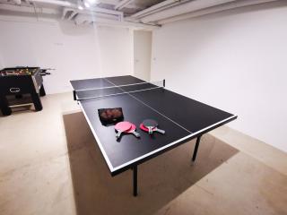 SC 00 LOFT by ROCKCHAIR Apartments l SUPERHOST Status l Unique & Style Loft 205 sqm 2 Floors Tablefootball Tabletennis 3 Bathrooms Boxspringbeds welcomes you! - Berlim - 7