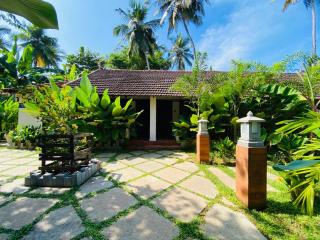 Hotel Holiday Home - Kovalam - 9