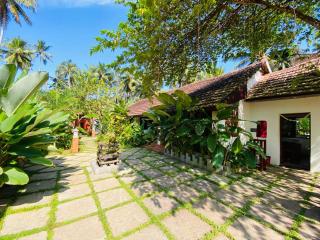 Hotel Holiday Home - Kovalam - 0