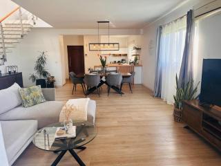 Modern Villa in Grand Bay - Short Walk to Beach - Grand-Baie - 0