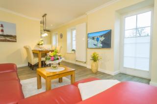 Friesenhaus Germania Ferienwohnung Fenya - 9