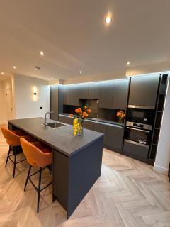 Luxury Private Room With its own Kitchenette in Halesowen R3 - 2