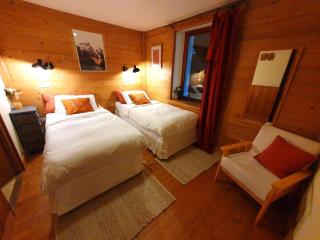 Prakka - Base Camp - Les Houches - 2