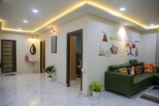 Delightful 3 Bed holiday home with AC Near US Embassy, Gachibowli - Haiderabad - 8