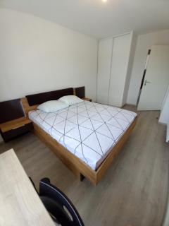 Le Barbusse LYON-T3-Garage-Terrasse-3 lits-Home Cinema - Pierre-Bénite - 3