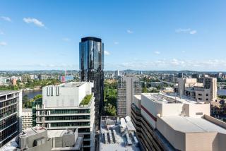Modern on Mary - 1Bed 1Bath Study 1Car Views - CBD - Brisbane - 7