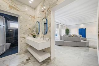 Dreams Gate Villa Resthouse 4 - 6