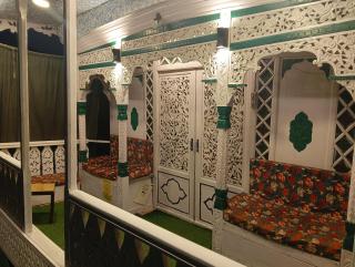 New Retreet Houseboat - Srinagar - 5