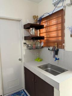 AIRPORT VILLAMOR TRANSIENT ROOMS - Manila - 4