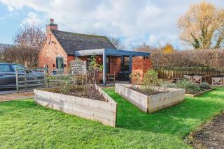 Cottage with Hot Tub - near Cheltenham and Tewkesbury - Cheltenham - 8