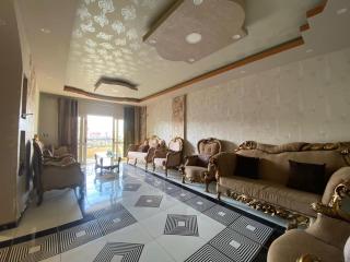 Double Room-Female Only-Garden View-The Queen home - Sheikh Zayed - 2
