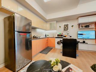One Bedroom Unit with Venice Canal View - Manila - 1
