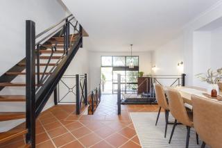 Terrace Heaven - Luxe Retreat in Fremantle - 0