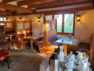 Edelweiss Inn Nova Scotia - 1