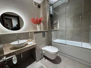 Mynt Stay zed west Residence 2 bedroom E1E293 - Sheikh Zayed - 1